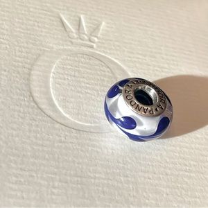 🌻Pandora Blue & White Glass Charm